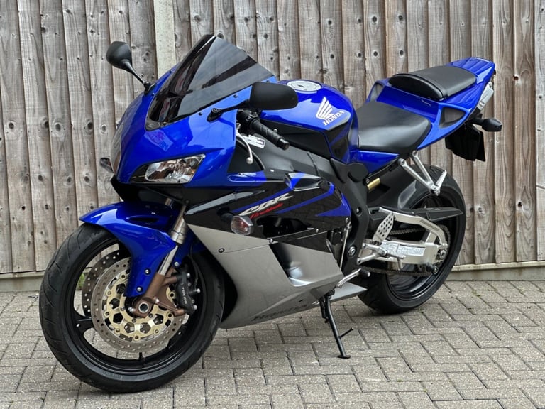 HONDA CBR 1000 RR FIREBLADE 2005 (05) SUPER SPORT + YOSHIMURA + 13,000 MILES 