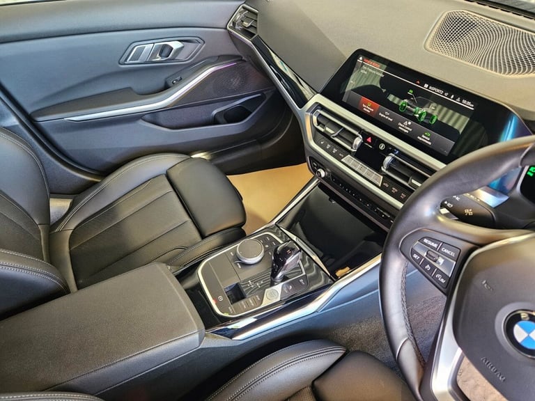 2021 BMW 3 Series 2.0 318i SE Pro Saloon 4dr Petrol Auto Euro 6 (s/s) (156 ps) Saloon Petrol Auto...