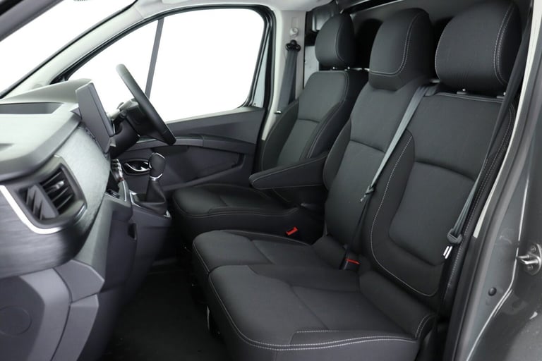 2025 Renault Trafic LL30 Blue dCi 130 Extra [Safety] Van Panel Van Diesel Manual