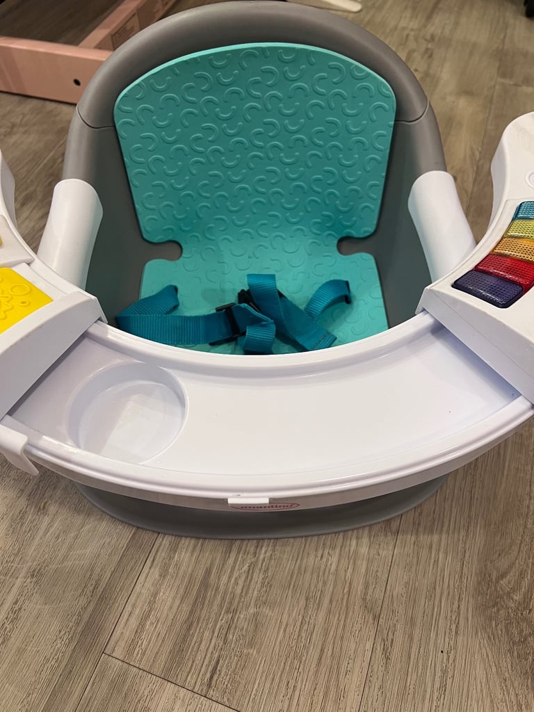 Infantino baby seat