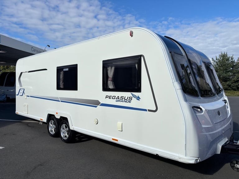 2019 BAILEY PEGASUS GRANDE PALERMO, 6 BERTH, FIXED BUNK BEDS, WIDE BODY