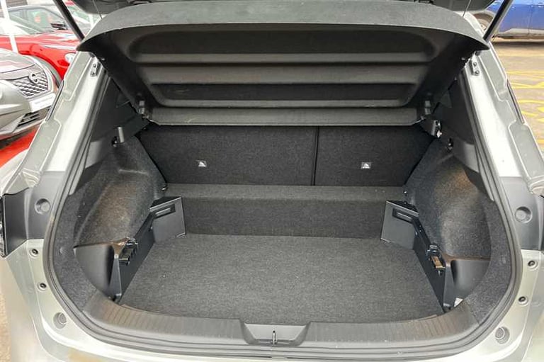 2024 Nissan Qashqai 1.3 DIG-T MH N-CONNECTA [GLASS ROOF] 5DR Hatchback Petrol Manual