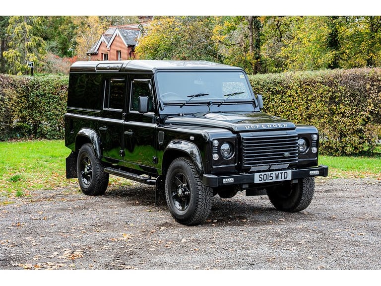 2015 Land Rover Defender XS Utility Wagon TDCi [2.2] PANEL VAN DIESEL Manual