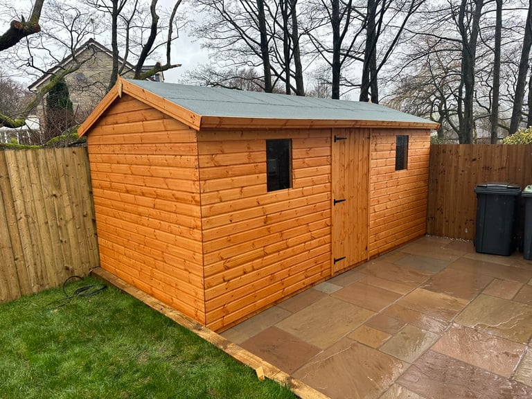 16 x8 apex single door x2 windows 