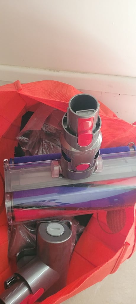 Dyson cordless hoover