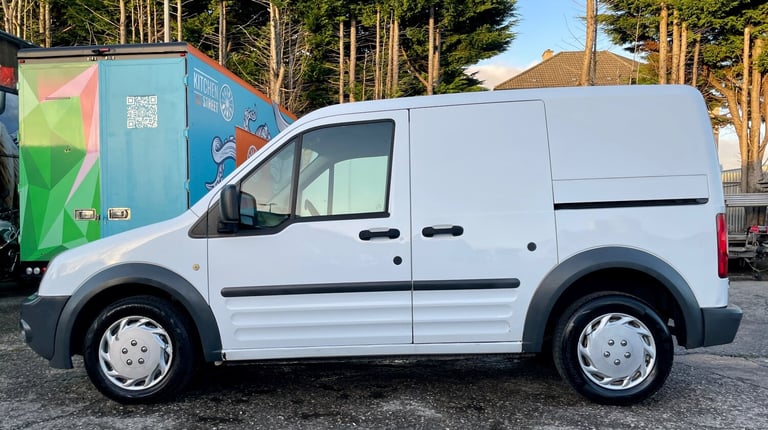 2013 Ford Transit Connect Low Roof Van TDCi 90ps PANEL VAN Diesel Manual