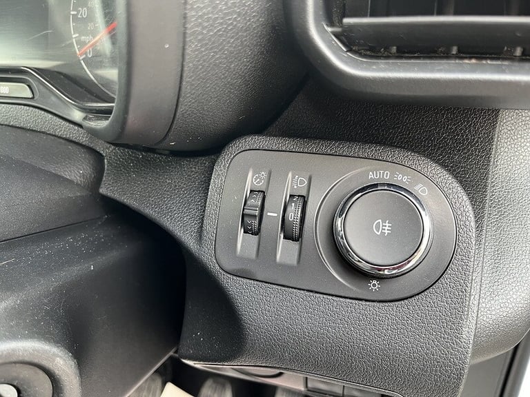 2020 Vauxhall Combo SPORTIVE 1.5CDTi 100 L2 LWB 2300 VAN Panel Van Diesel Manual