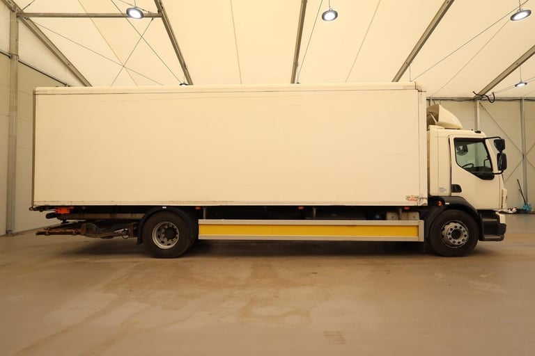 2018 (18 PLATE) Volvo FL250 4x2 Euro 6 Refrigerated