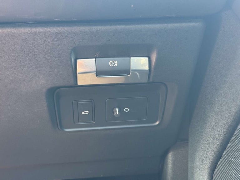 2019 Land Rover Range Rover Evoque 2.0 Range Rover Evoque R-Dynamic HSE D Automatic 4WD 5dr - NAT...
