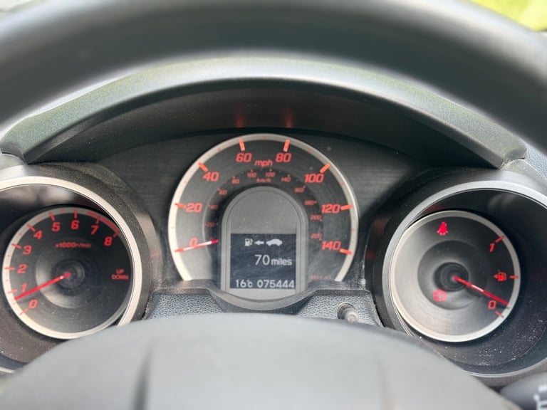 2013 Honda Jazz 1.4 i-VTEC ES 5dr HATCHBACK Petrol Manual