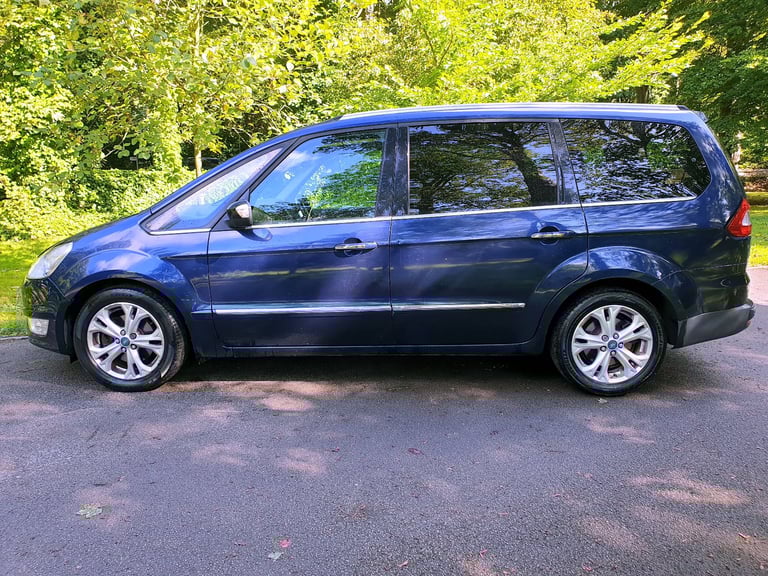 FORD GALAXY TITANIUM X 2.2 TDCI**AUTOMATIC**2012*FSH*LEATHER*PANROOF*NAV*XENONS*PARKING CAM*TOW-BAR
