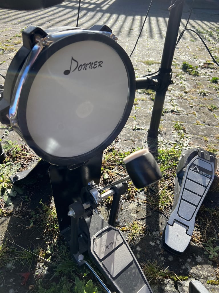 Donner Ded-200 kids electric drum kit