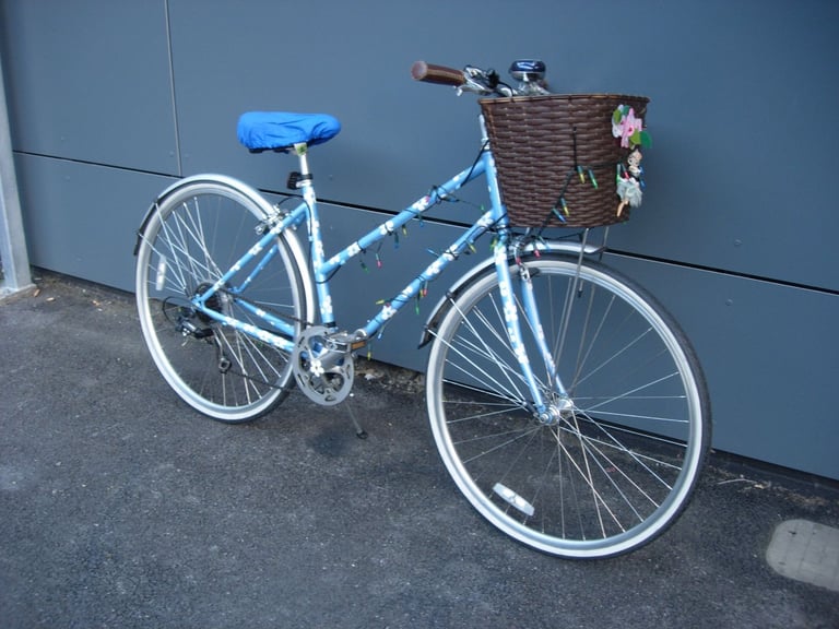 image for ybrid/ Commuter, Town Bike by Reid, Good Condition, JUST SERVICED / CHEAP PRICE!!!