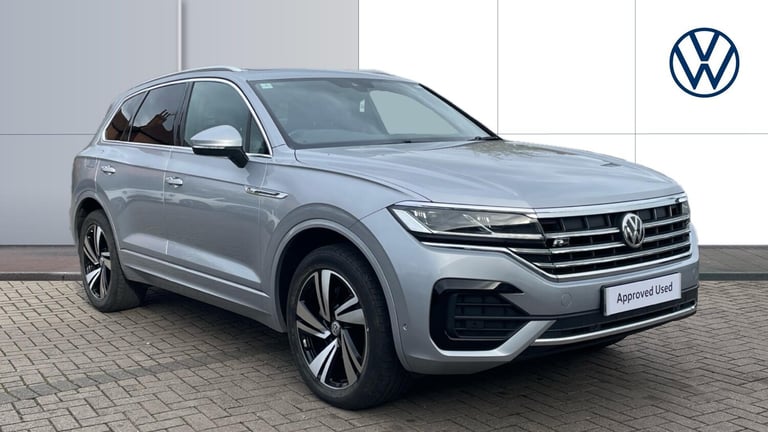 image for 2018 Volkswagen Touareg 3.0 V6 TDI 4Motion R-Line Tech 5dr Tip Auto Diesel Estate Estate Diesel A...