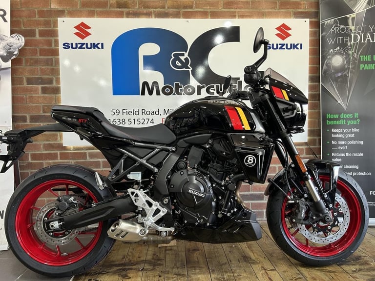 Retro Style Suzuki GSX-8TT