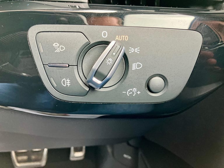 AUDI A4 2.0 TDI 30 Black Edition 2019