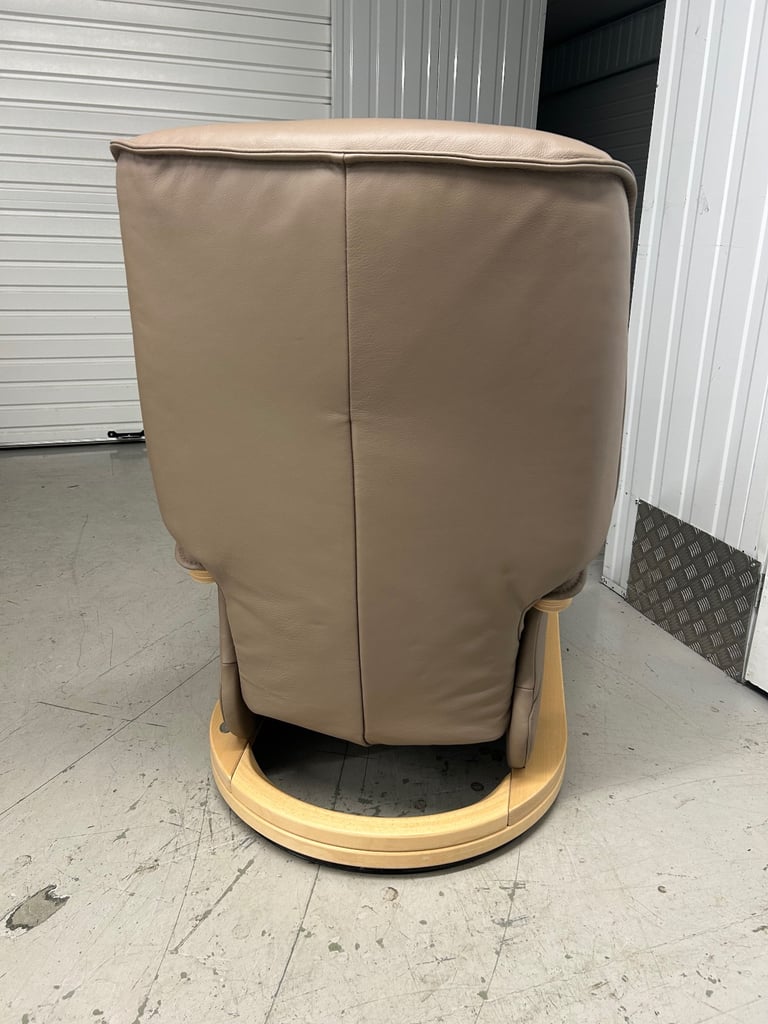 Himolla Mosel Midi Earth Leather Recline & Swivel Chair Integrated Footrest