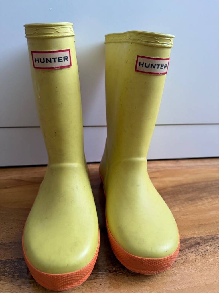 image for Children’s size 10 Hunter wellies 