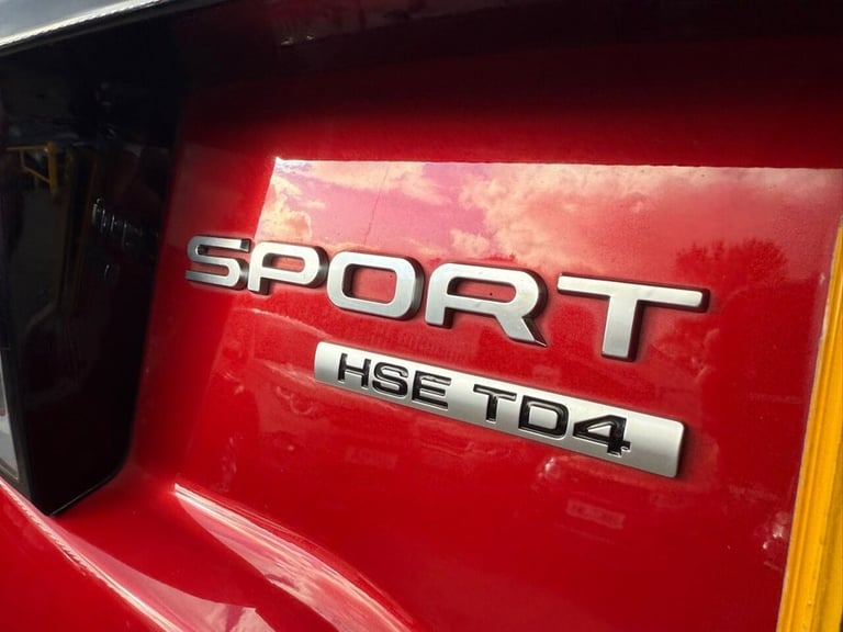 2015 Land Rover Discovery Sport 2.0 TD4 HSE SUV 5dr Diesel Auto 4WD Euro 6 (s/s) (180 ps) ESTATE ...