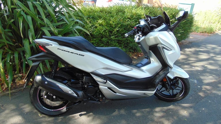 Honda NSS 300 A-K FORZA 2019 AUTOMATIC SCOOTER FSH FAST ECONMICAL ULEZ 