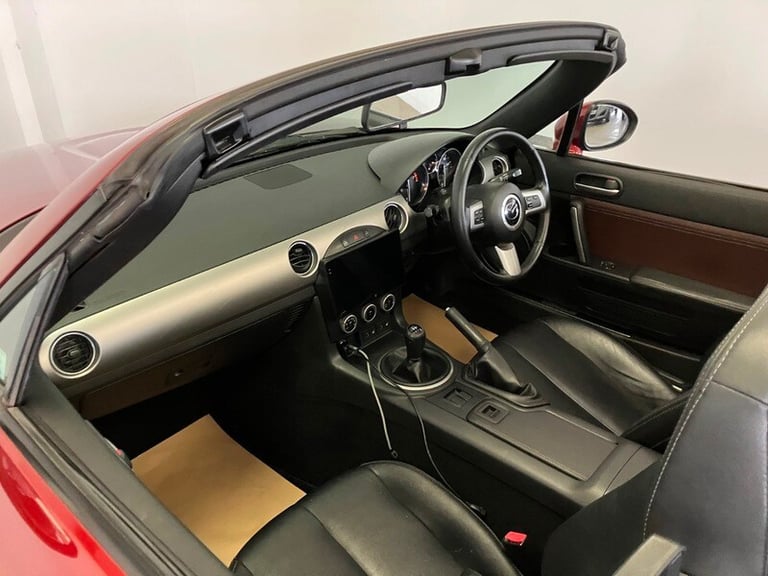 2013 Mazda MX-5 1.8i Venture Edition 2dr CONVERTIBLE PETROL Manual