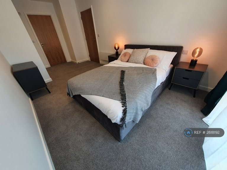 2 bedroom flat in Windmill Street, Birmingham, B1 (2 bed) (#2618192)