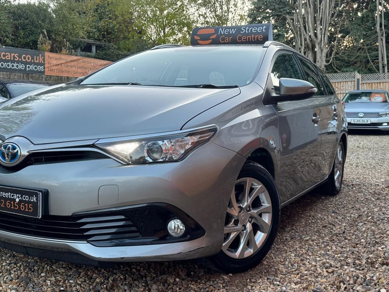 2015 Toyota Auris 1.8 VVT-h Icon Touring Sports CVT Euro 6 (s/s) 5dr ESTATE Petrol/Electric Hybri...