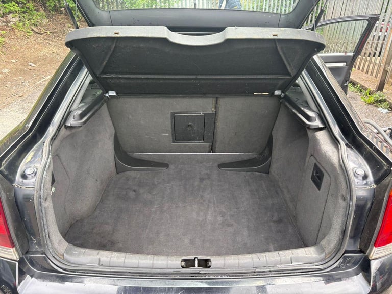 VAUXHALL VECTRA 1.9 CDTi Exclusiv 2006