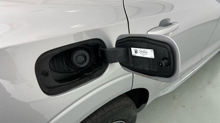 2023 Volvo XC60 2.0 T6 [350] RC PHEV Core Bright 5dr AWD Gtron ESTATE PETROL/ELECTRIC Automatic
