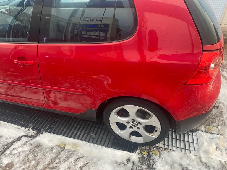 Volkswagen golf gti 2.0 tfsi 200 full year mot 