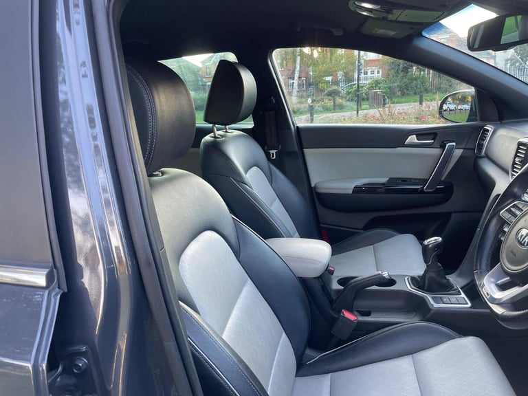 KIA SPORTAGE 1.6 T-GDi GT-Line 2021
