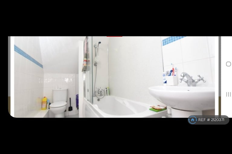 1 bedroom flat in Wessex House, Taunton, TA1 (1 bed) (#2120371)