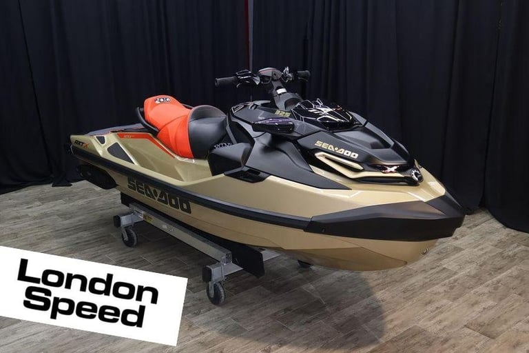 Sea-Doo RXT-X RS 325 (Tech Package) — Metallic Tan / Lava 