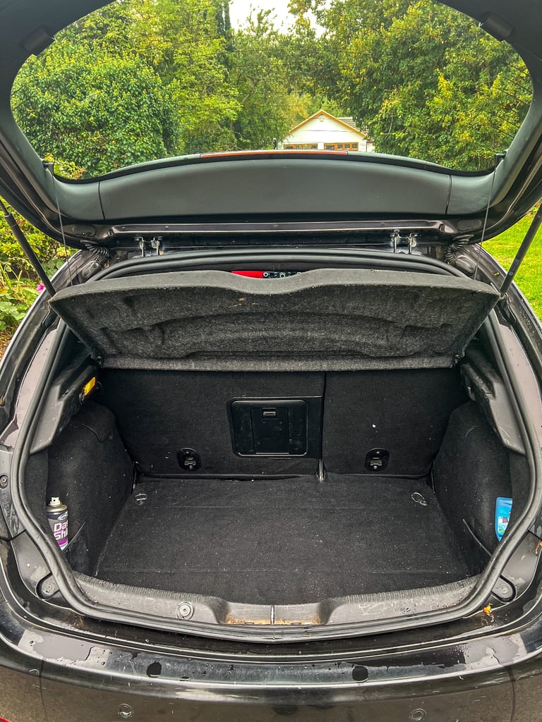 Alfa Romeo, GIULIETTA, Hatchback, 2011, Manual, 1598 (cc), 5 doors