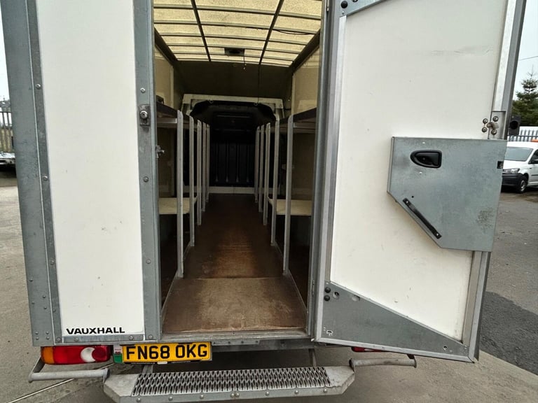 VAUXHALL MOVANO 2.3 CDTi 3500 Lo Loader Box Luton Van Air Con White Manual Diese