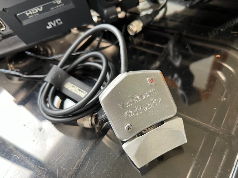 VIDEO CAMERA: JVC GY-HD101 WITH ACCESSORIES