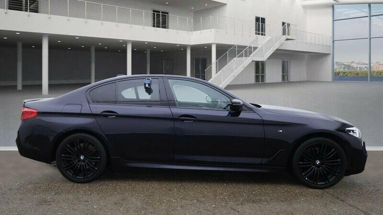 BMW 5 SERIES 3.0 530d M Sport Saloon 4dr Diesel Auto Euro 6 (s/s) (265 ps)