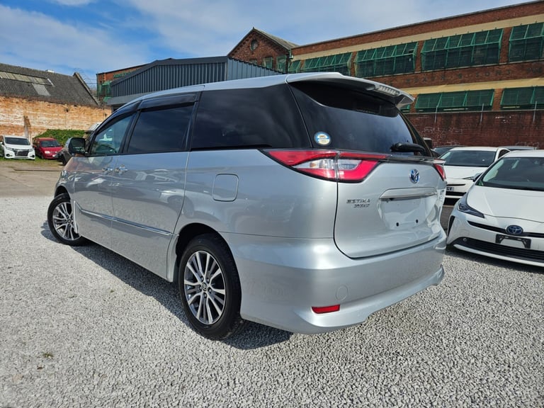 2019 Toyota Estima hybrid grade 4 carplay