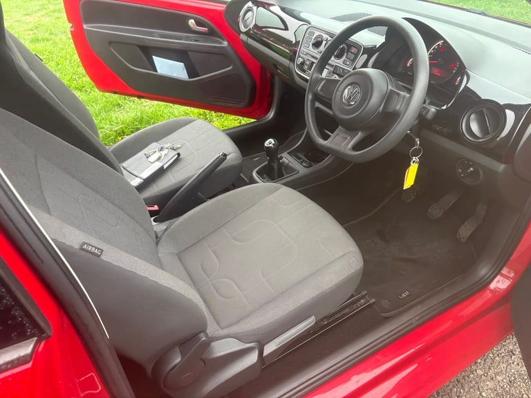 2015 Volkswagen up! 1.0 Move Up 3dr HATCHBACK Petrol Manual