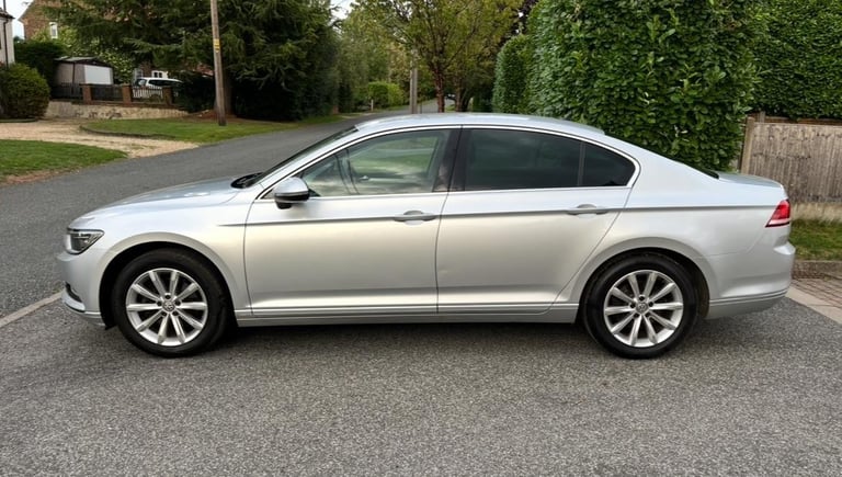 2015 VOLKSWAGEN PASSAT 2.0 TDi SE BUSINESS BLUEMOTION LONG MOT JUST SERVICED!