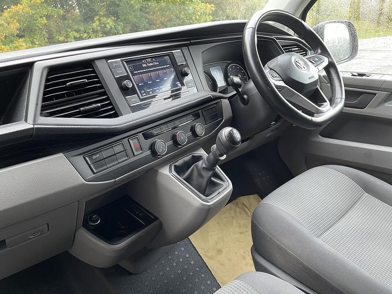 2020 Volkswagen Transporter Transporter 2.0 TDI T28 Startline FWD SWB Euro 6 (s/s) 5dr PANEL VAN ...