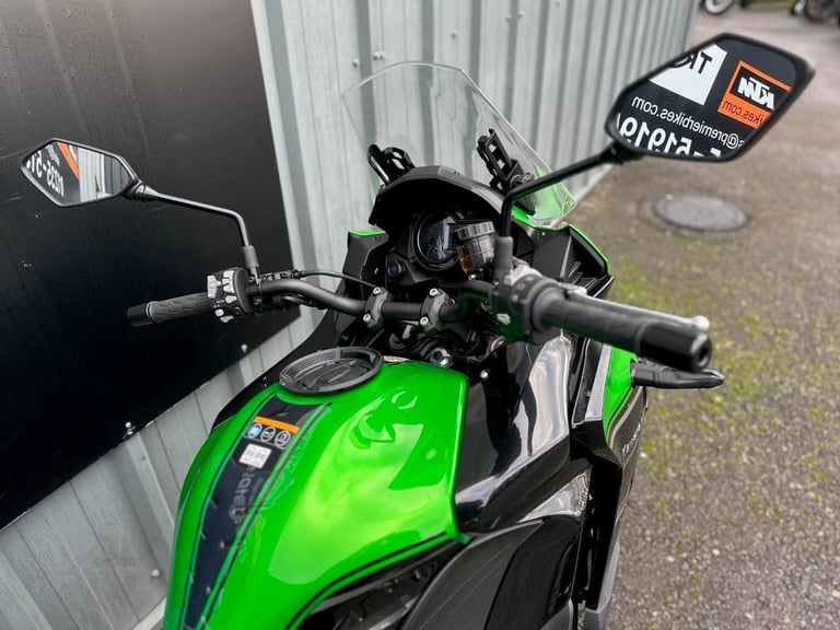 STUNNING LOW MILEAGE 2022/72 KAWASAKI VERSYS 1000 MOTORCYCLE 