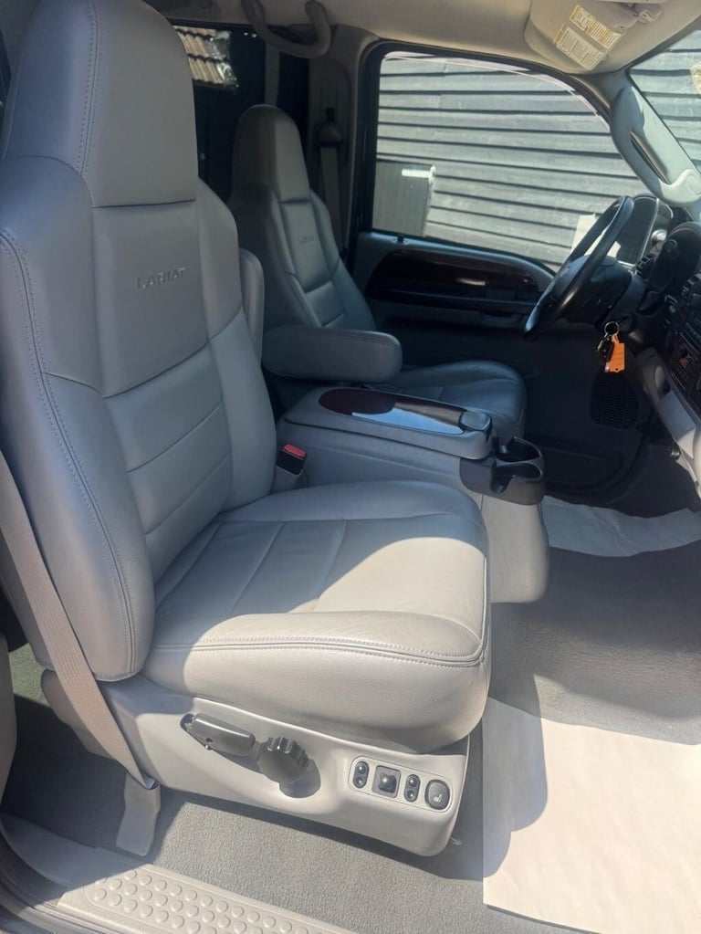 2005 Ford F350 6.0 L v8 Diesel DUALLY 4x4 PICKUP Diesel Automatic
