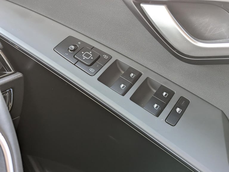 2024 Kia Niro 1.6 GDi 11.1kWh 2 SUV 5dr Petrol Plug-in Hybrid DCT Euro 6 (s/s) (180 bhp) ESTATE P...
