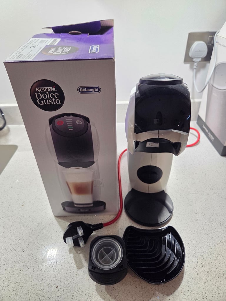 Dolce Gusto Genio S by De'Longhi White 