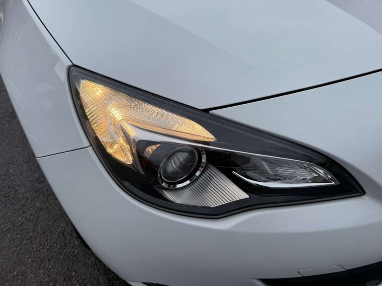 2014 Vauxhall Astra 1.4 Astra GTC Sport S/S 3dr Coupe Petrol Manual