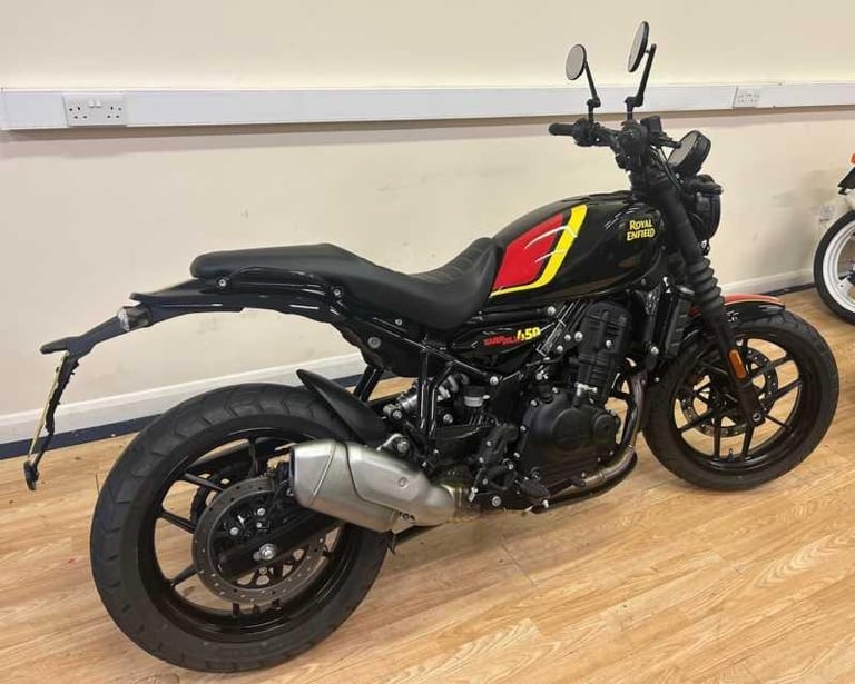 ROYAL ENFIELD GUERRILLA 450  **1460mls**