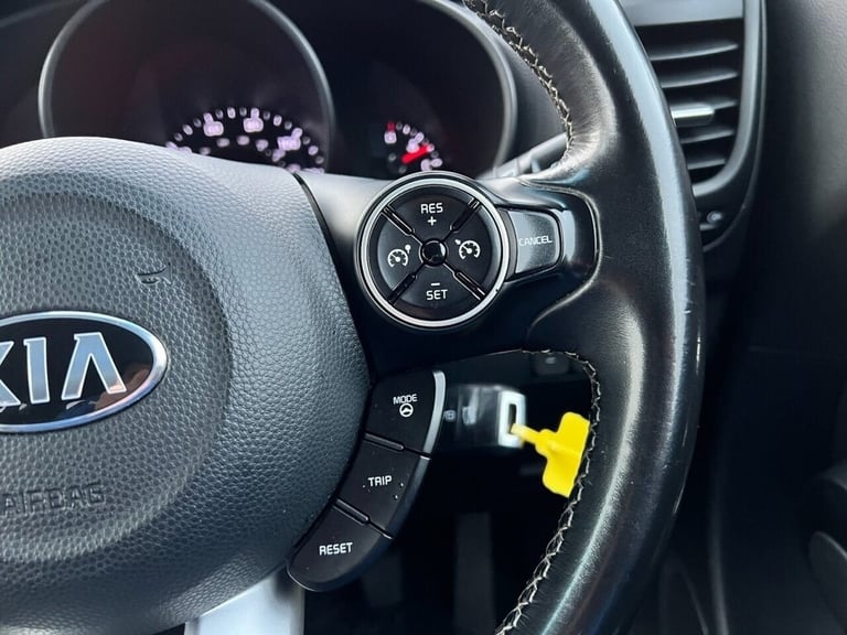 2017 Kia Soul 1.6 CRDi 2 SUV 5dr Diesel Manual Euro 6 (134 bhp) HATCHBACK Diesel Manual