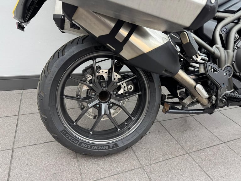 TRIUMPH TIGER EXPLORER XR 2016 65 REG 15,518 MILES WHITE USED MOTORCYCLE 1215CC