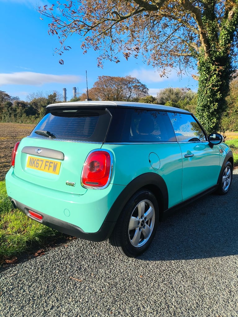 Mini One 2017, Manual, 1198 (cc), 3 doors